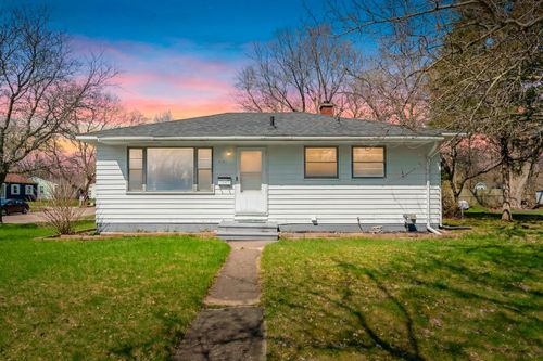 3081 Brookmont Dr, Kalamazoo, MI, 49004-1826 | Card Image