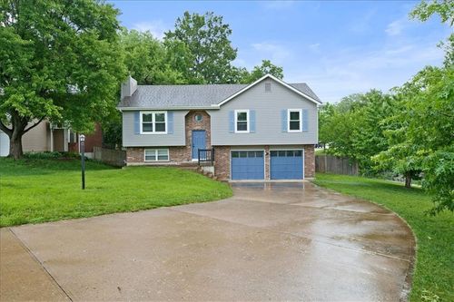 5181 Farley Ln, Merriam, KS, 66203-2053 | Card Image