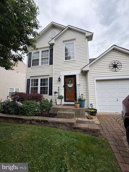 4527 Greencove Cir, Baltimore, MD, 21219-2361 | Card Image
