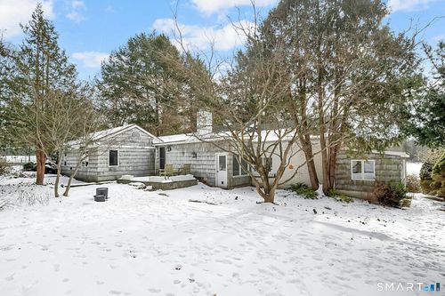 71 Country Club Rd, Stamford, CT, 06903-1327 | Card Image