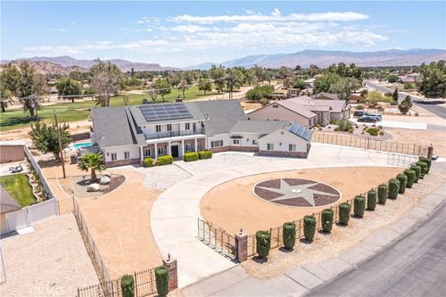 14681 Choco Rd, Apple Valley, CA, 92307-5263 | Card Image