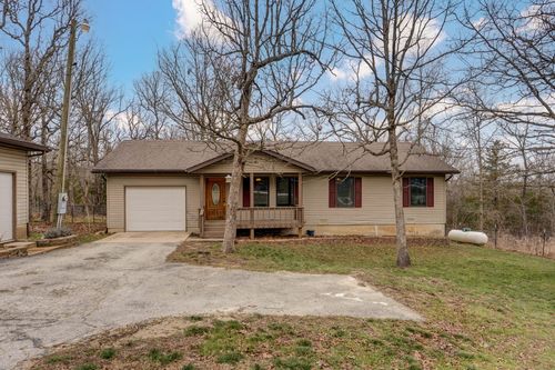 157 Oak Crest Dr, Marshfield, MO, 65706-8203 | Card Image
