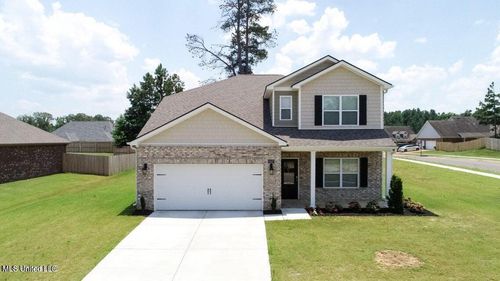 2427 Hyacinth Ln, Hernando, MS, 38632-1093 | Card Image