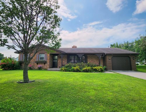 1015 Highway Ave, Bird Island, MN, 55310-1209 | Card Image