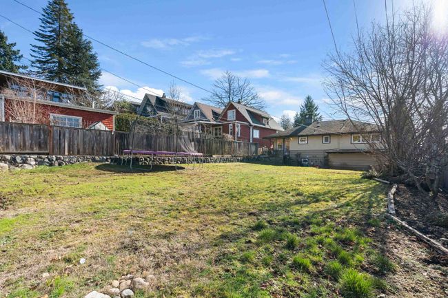 402 E 17 Th Street, House other with 3 bedrooms, 2 bathrooms and 2 parking in North Vancouver BC | Image 31