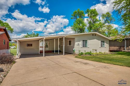 2950 Tomahawk Dr, Rapid City, SD, 57702-4276 | Card Image