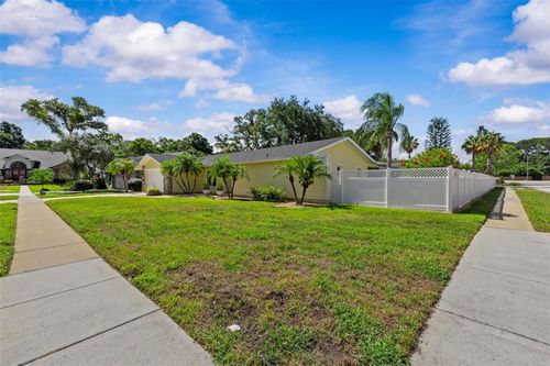 2828 Bridlewood Ct, Palm Harbor, FL, 34683-2005 | Card Image