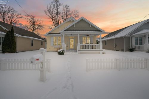 2091 S Bayview Drive, Marblehead, OH, 43440 | Card Image