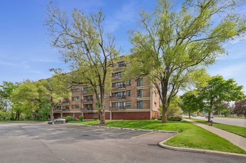 209-1905 S Wolf Rd, Hillside, IL, 60162-2100 | Card Image