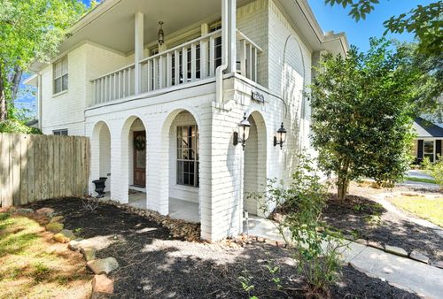 27281 Jimmy Ln, Conroe, TX, 77385-9084 | Card Image