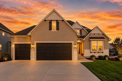 18337 Monrovia St, Overland Park, KS, 66013-4523 | Card Image