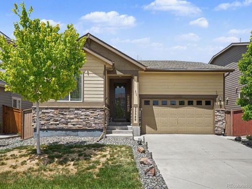 25549 E Archer Ave, Aurora, CO, 80018-4677 | Card Image