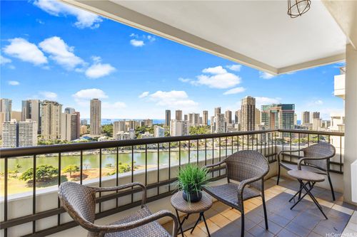 apt-2216-2333 Kapiolani Blvd, Honolulu, HI, 96826-4450 | Card Image