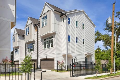 1739 Mary St, Houston, TX, 77026-7339 | Card Image