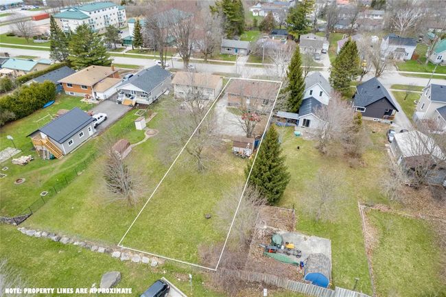 41 Simcoe St, House other with 3 bedrooms, 2 bathrooms and 3 parking in Orillia ON | Image 21