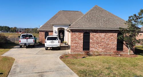 31067 Autumn Lake Dr, Walker, LA, 70785 | Card Image