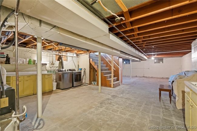 490 Morris Ave, Home with 3 bedrooms, 1 bathrooms and null parking in Corydon IN | Image 28