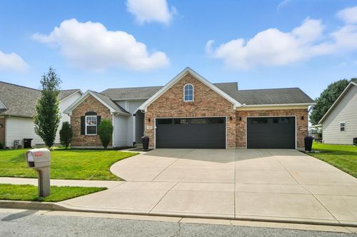 705 Lambert Dr, Piqua, OH, 45356-5424 | Card Image