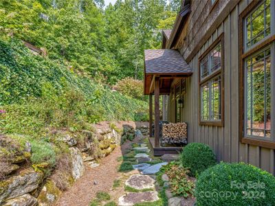 86 Lake Cardinal Cove Cove, House other with 3 bedrooms, 4 bathrooms and null parking in Lake Toxaway NC | Image 2