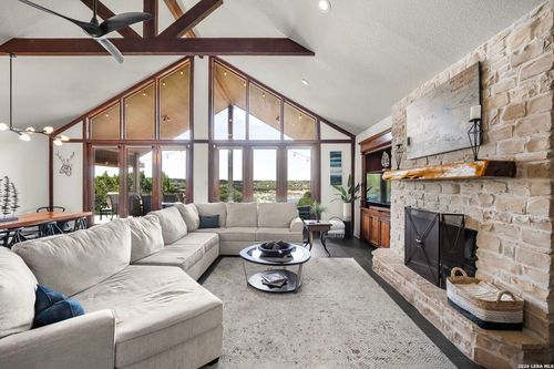 717 Riviera Dr, Canyon Lake, TX, 78133-4192 | Card Image