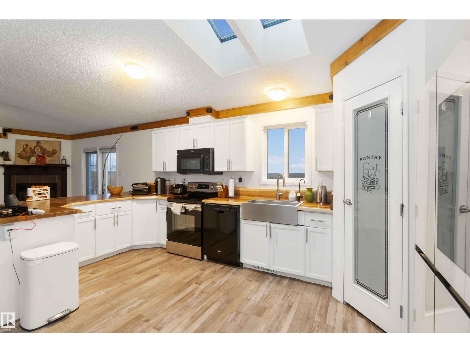 Residential in Rural Strathcona County 5
