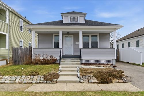 49 Harcourt Ave, Pawtucket, RI, 02861-2413 | Card Image