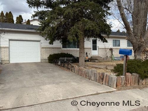 4400 Everton Dr, Cheyenne, WY, 82009 | Card Image