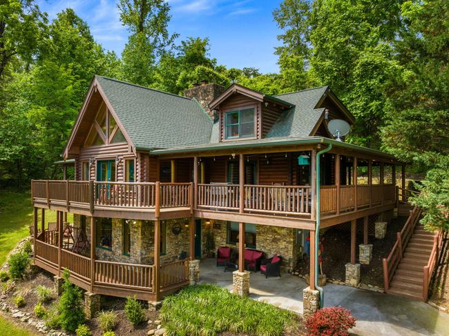 2414 Walnut Cove Way, House other with 4 bedrooms, 6 bathrooms and null parking in Sevierville TN | Image 45