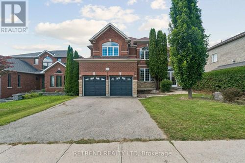 36 Sandringham Dr, Barrie, ON, L4N0J9 | Card Image