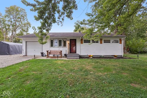 1690 Cardinal Ln, Shelbyville, IN, 46176-9757 | Card Image