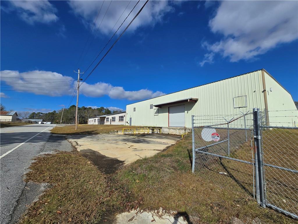 318 Modoc Rd, Swainsboro, GA 30401