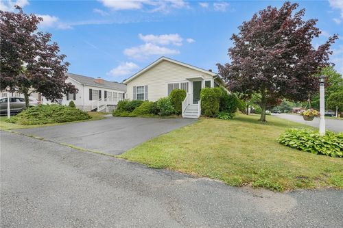 4 Nightingale Ln, Tiverton, RI, 02878-2362 | Card Image