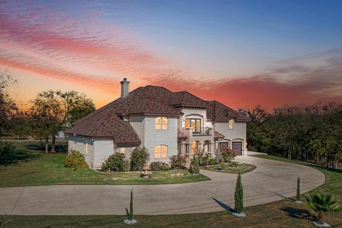 104 Spring Valley St, Hutto, TX, 78634-5132 | Card Image