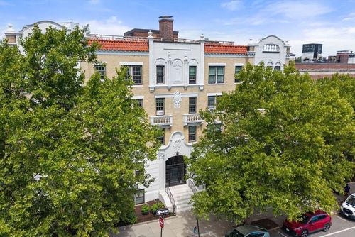 2-1272 Beacon St, Brookline, MA, 02446-3717 | Card Image