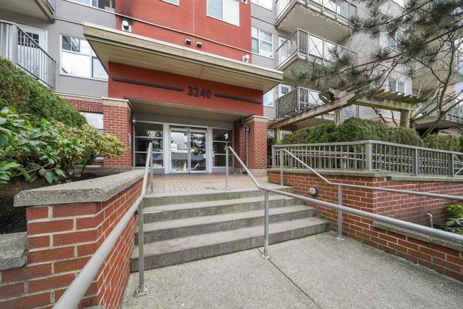 304 - 3240 St Johns Street, Condo with 2 bedrooms, 2 bathrooms and 2 parking in Port Moody BC | Image 2