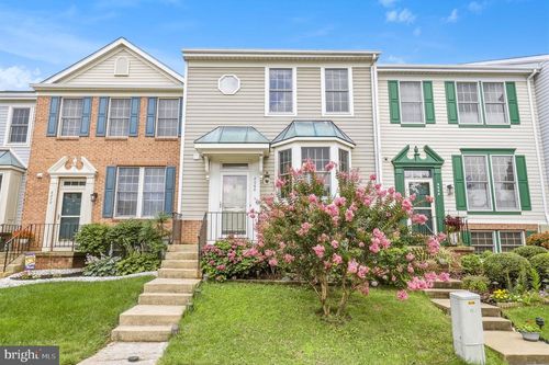 8068 Brightwood Ct, ELLICOTT CITY, MD, 21043-6989 | Card Image