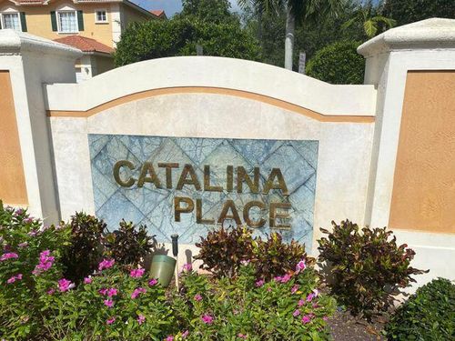 6606 Catalina Ln, Tamarac, FL, 33321-5566 | Card Image