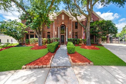16 Fosters Court, Sugar Land, TX, 77479 | Card Image