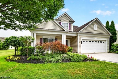 251 Longwood Ln, Somerset, NJ, 08873-6033 | Card Image