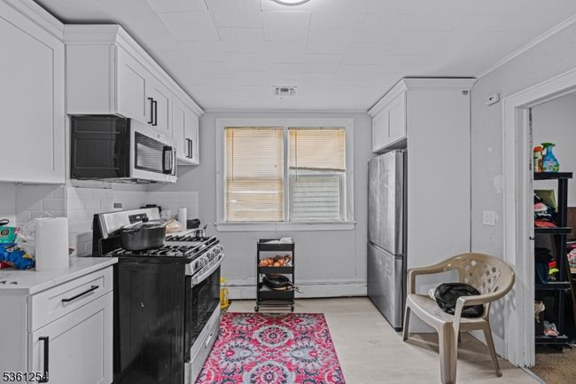 6 Pleasant Ave, Home with 4 bedrooms, 2 bathrooms and null parking in Clifton NJ | Image 20