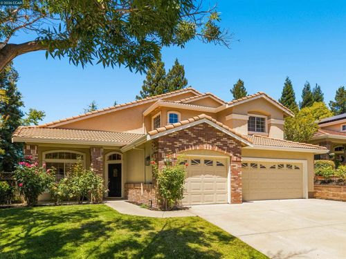 636 Dunhill Dr, Danville, CA, 94506-1352 | Card Image