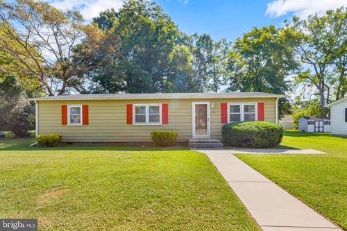 801 8th St, POCOMOKE CITY, MD, 21851-1515 | Card Image