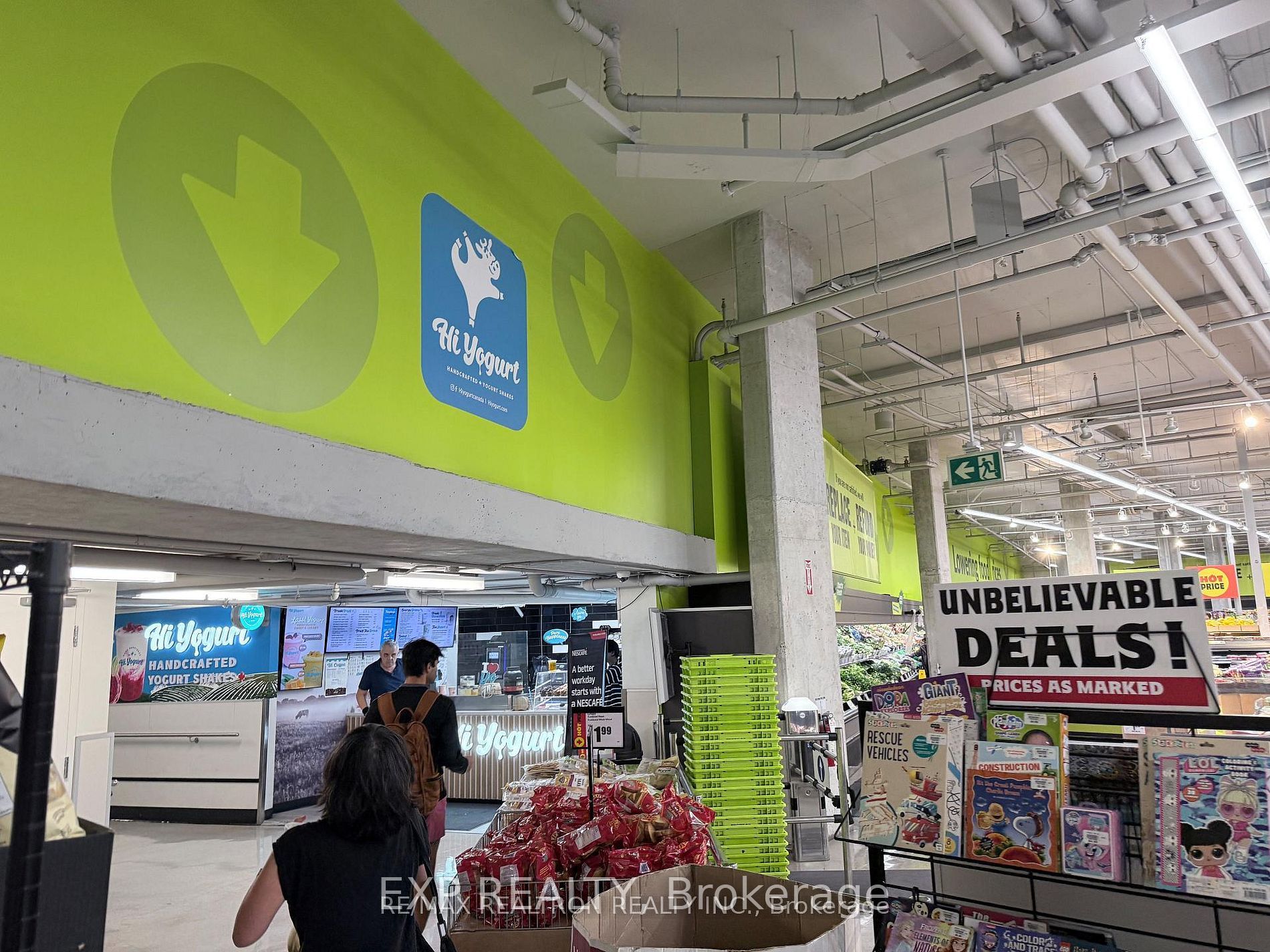 Commercial Sale in Toronto C15 3
