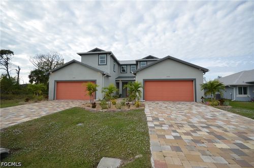 8581 Agate St, PORT CHARLOTTE, FL, 33981-3899 | Card Image