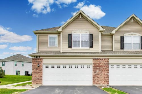 8407 Stillwater Rd, Wonder Lake, IL, 60097-8920 | Card Image