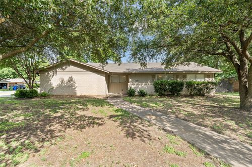 1831 Mountainview Dr, Waco, TX, 76710-2663 | Card Image