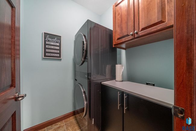 4400 E Aster Cir, House other with 5 bedrooms, 4 bathrooms and null parking in Sioux Falls SD | Image 35