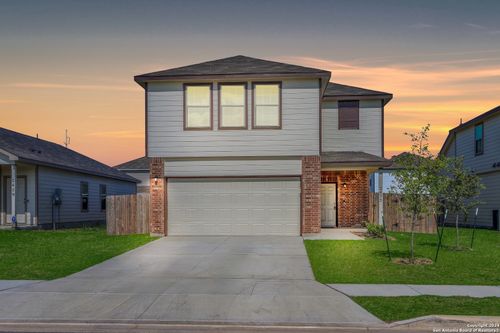 2425 Marty Way, Seguin, TX, 78155-2971 | Card Image