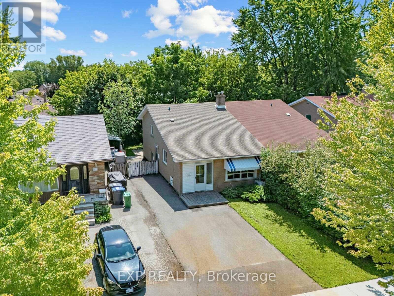 Residential in Mississauga (Clarkson)