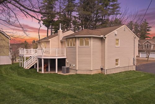 34 Shore Dr, Salem, NH, 03079-1337 | Card Image